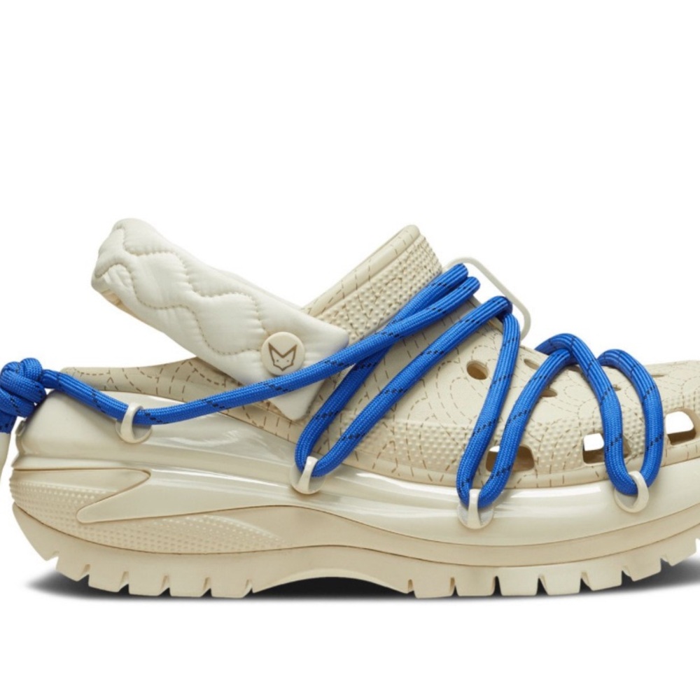 Rauw Alejandro Crocs